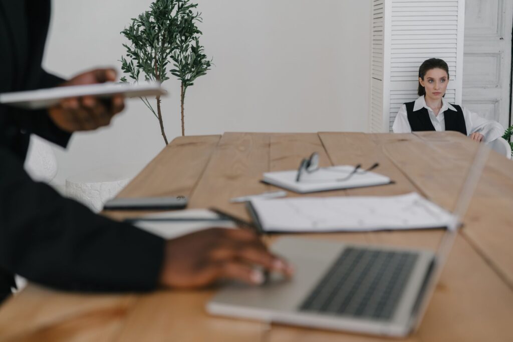 5 exemples d’e-mails pour organiser un entretien avec un consultant RH