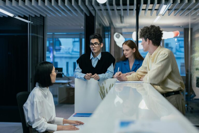 Doctorat et recrutement : comment valoriser votre thèse pour décrocher un emploi en 2026
